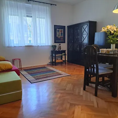 Apartmán Emaus Garden - Center & 2 Bth Split