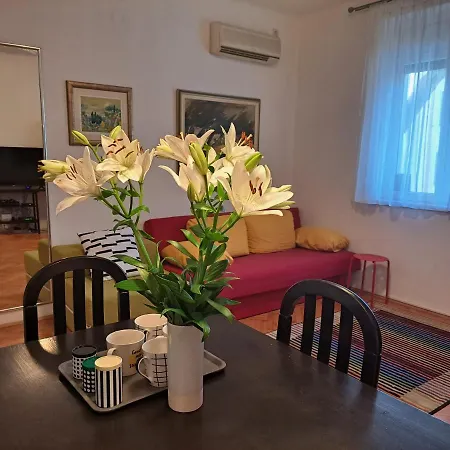 شقة Emaus Garden - Center & 2 Bth