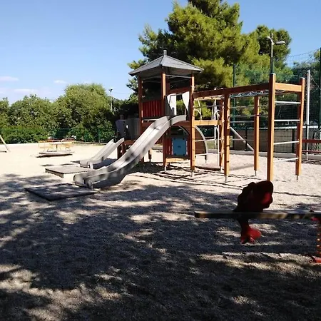 Emaus Garden - Center & 2 Bth شقة *