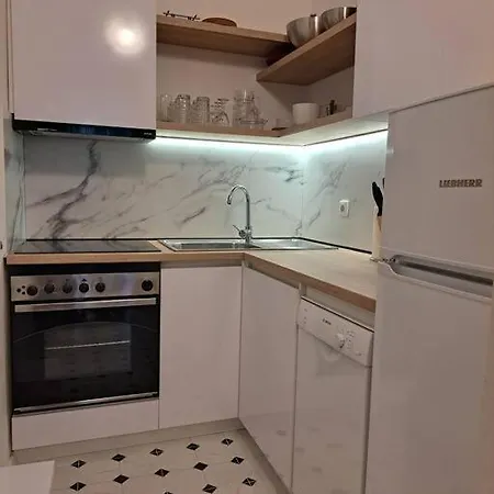 Emaus Garden - Center & 2 Bth