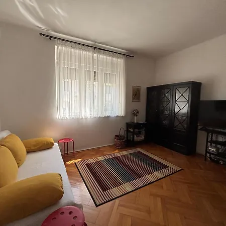 شقة Emaus Garden - Center & 2 Bth *