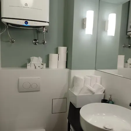 Apartament Emaus Garden - Center & 2 Bth *