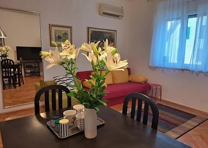 Appartamento Emaus Garden - Center & 2 Bth