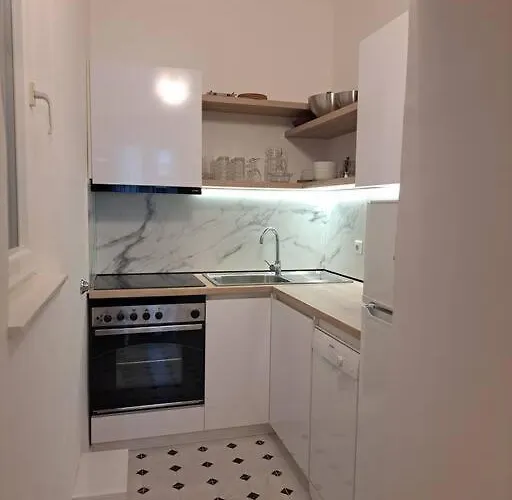 Appartamento Emaus Garden - Center & 2 Bth *