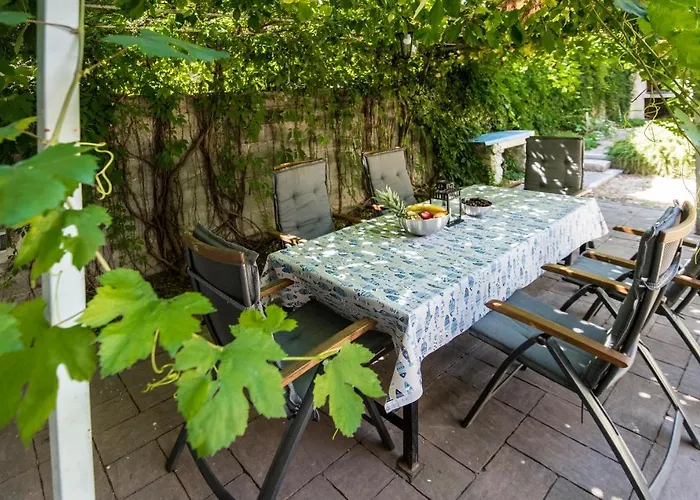 Emaus Garden - Center & 2 Bth Appartamento